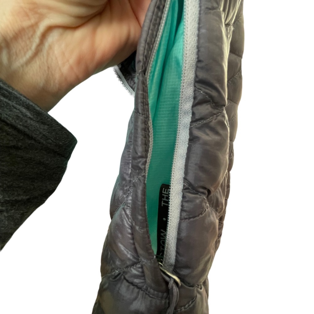 North Face Jacket - Picture 4 of 6